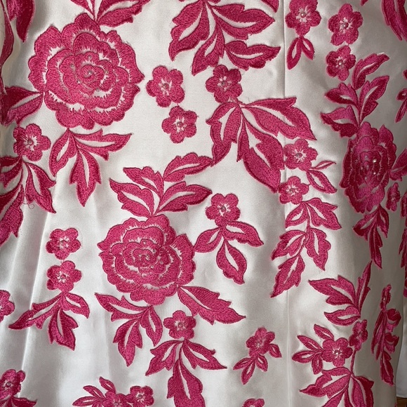 NWT Ellie Wide White with Pink Flowers - Picture 10 of 12